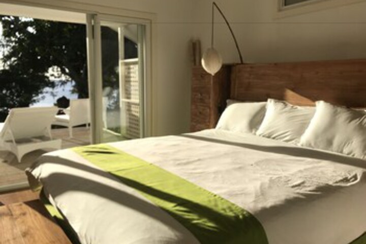 Room 12 of 23