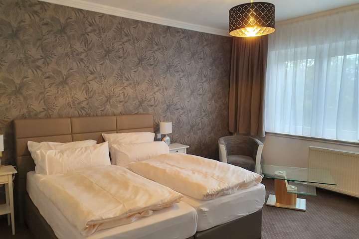 Room 7 of 7