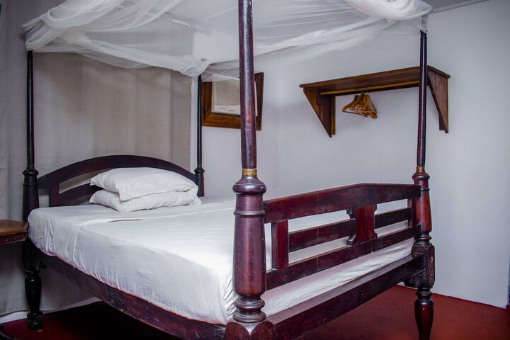 Room 25 of 89