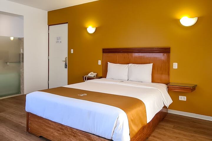Room 10 of 46