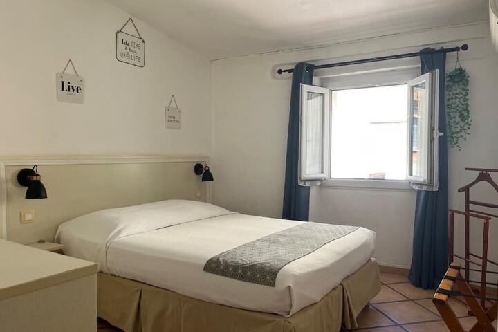 Room 19 of 29