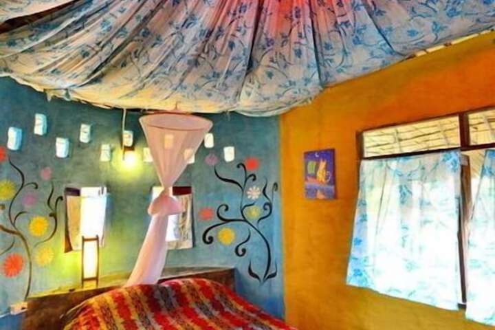 Room 3 of 39