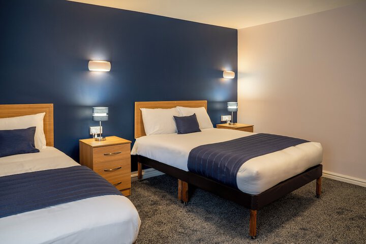 Room 18 of 31