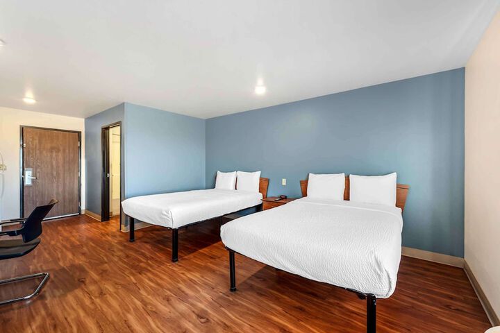 Room 10 of 24