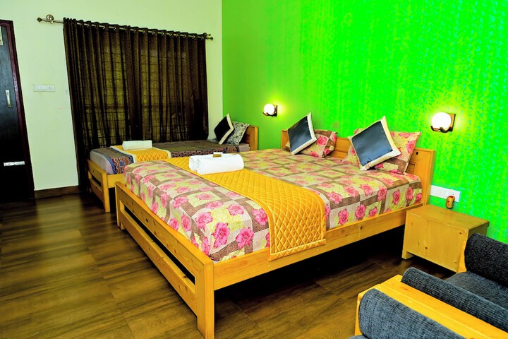 Room 7 of 62