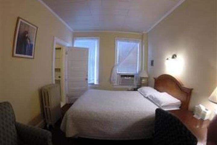 Suite Room