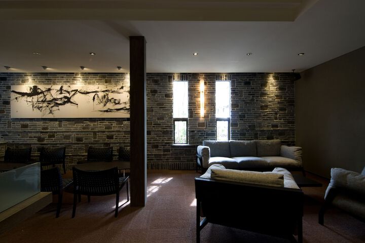 Hotel Interior 4 of 115