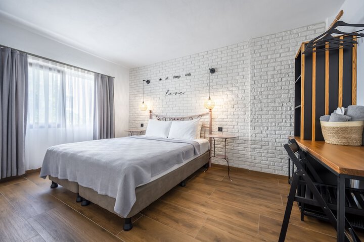 Room 35 of 113