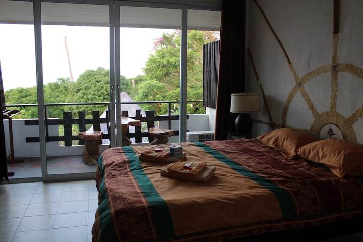 Room 5 of 29