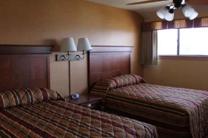 Room 6 of 6