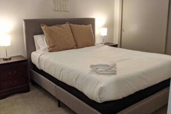 Room 255 of 328