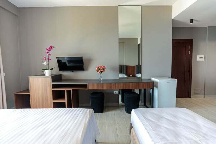 Room 13 of 111