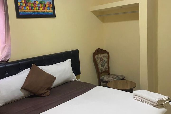 Room 68 of 151