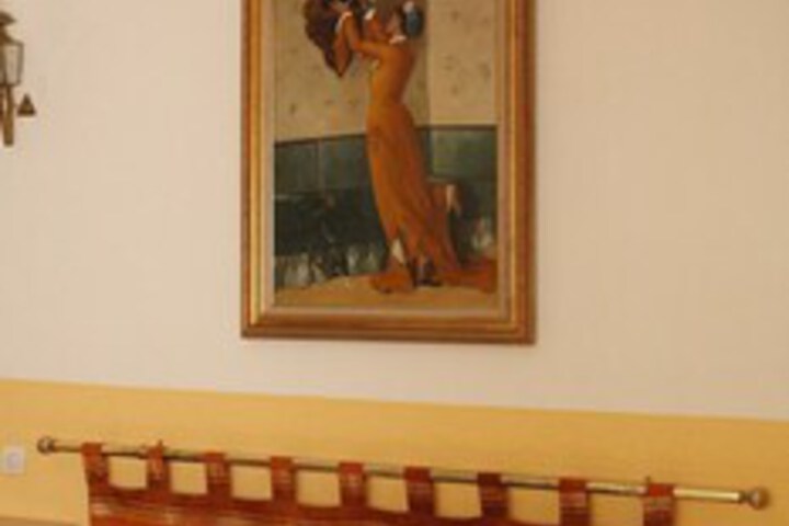 Room 25 of 40