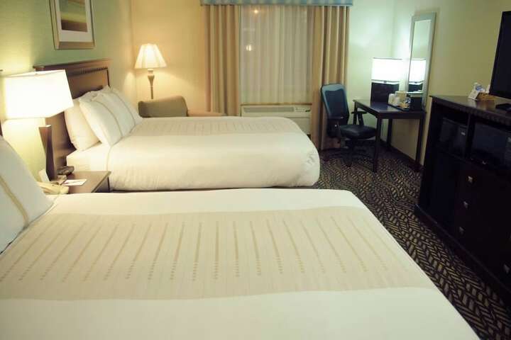 Room 17 of 49