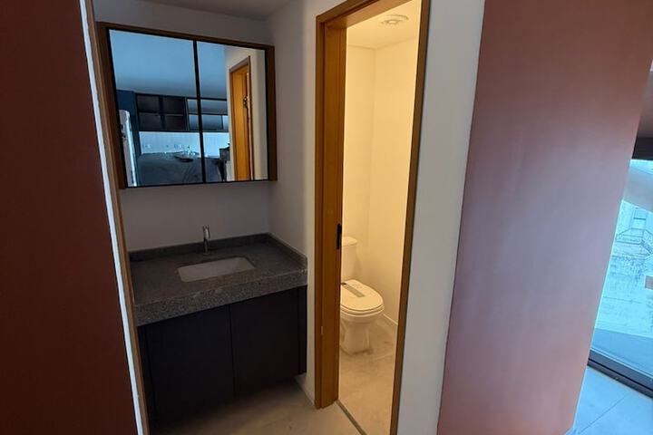 Room 9 of 9