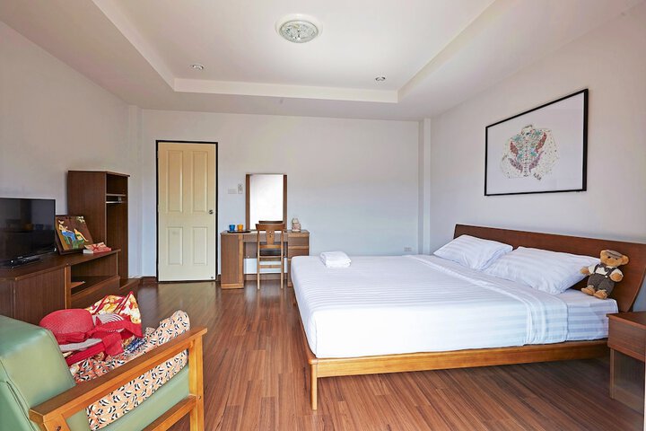 Room 28 of 80