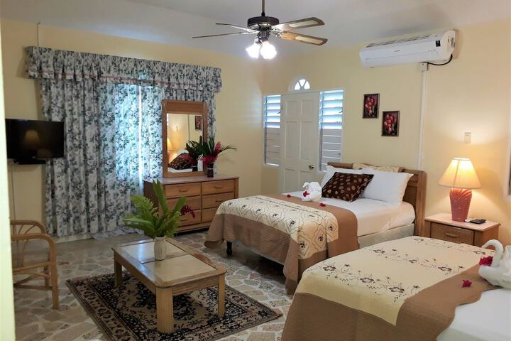 Room 4 of 49