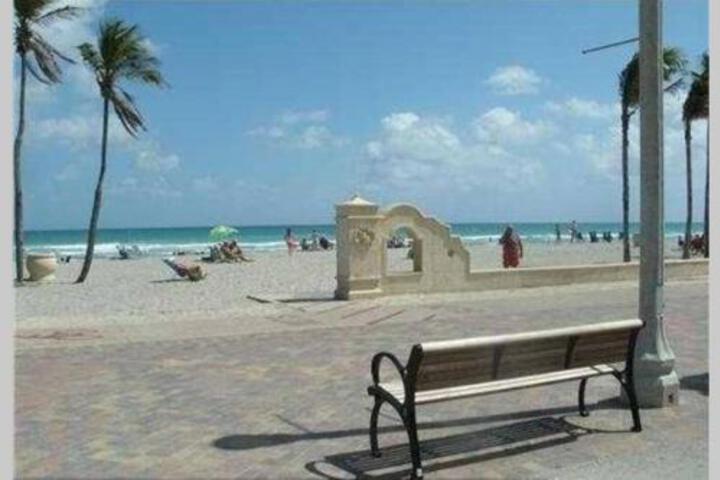 Hollywood Beach and Boardwalk in Hollywood, FL
