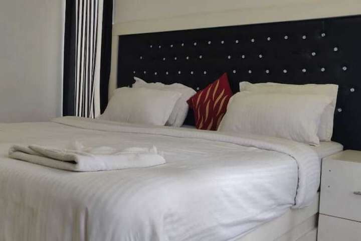 Room 6 of 41