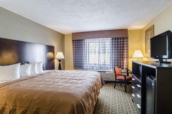 Room 4 of 29