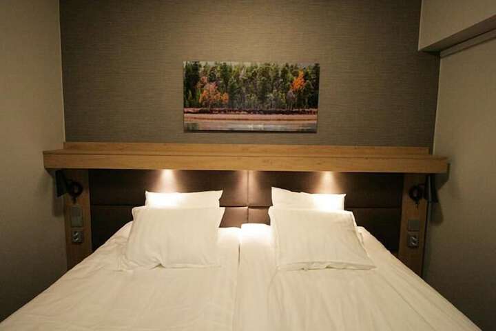 Room 27 of 58