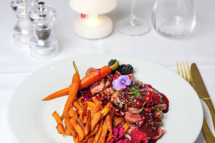 Dining 92 of 121