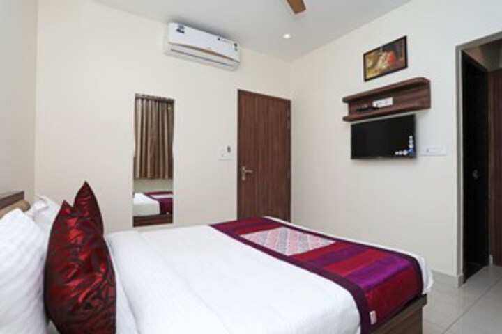 Room 15 of 21