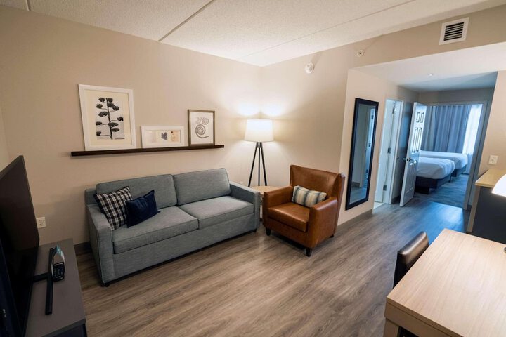 1 King Bed Suite (8 of 8)
