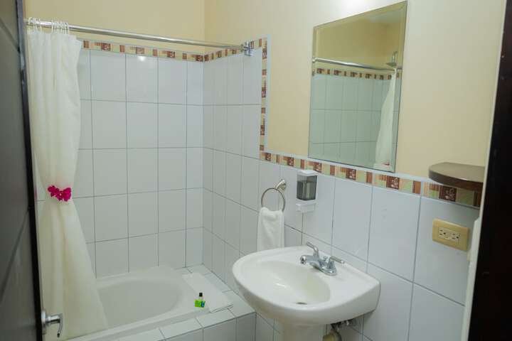 Room 15 of 38