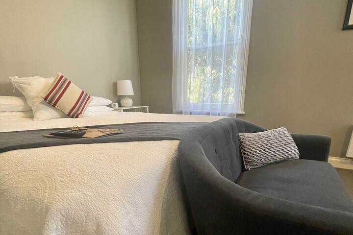 Room 85 of 151