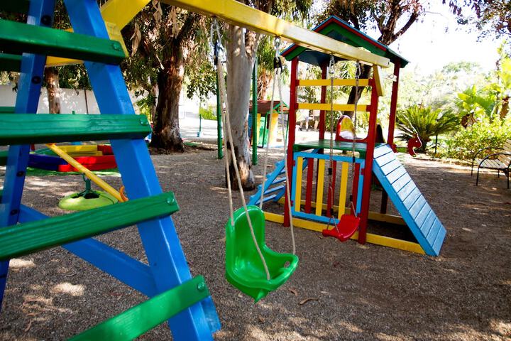 Childrens Activities 72 of 119