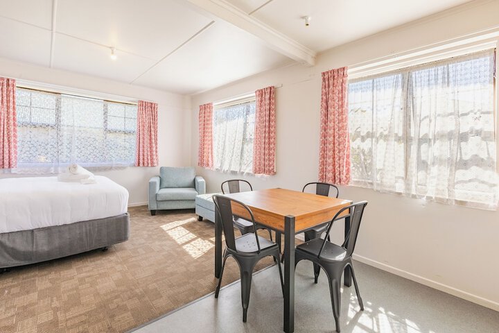 Room 17 of 57