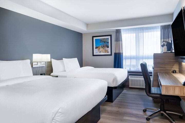 Room 5 of 31