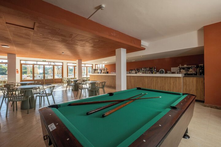Pool 83 of 94
