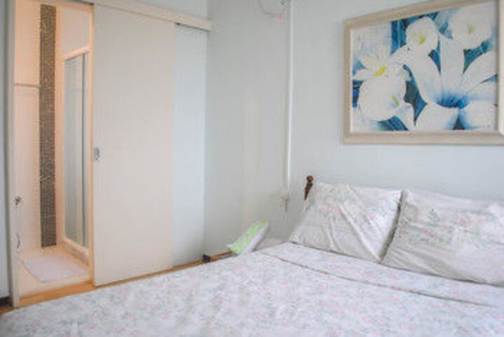 Room 25 of 51