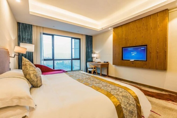 Room 45 of 79