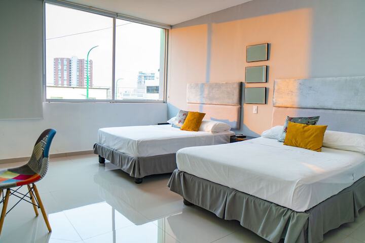 Room 4 of 36