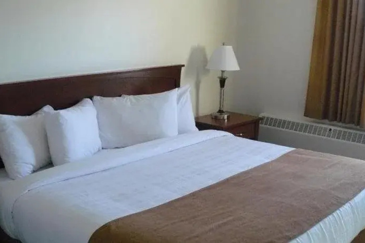 Room 2 of 21