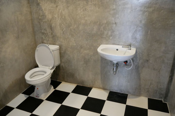 Room 17 of 29
