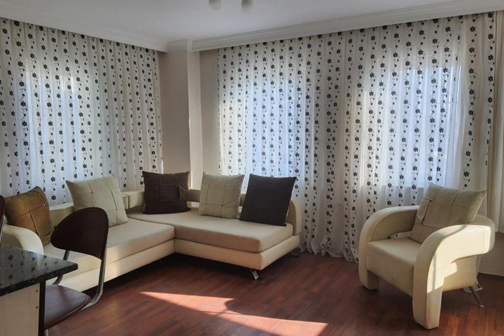 Room 8 of 14