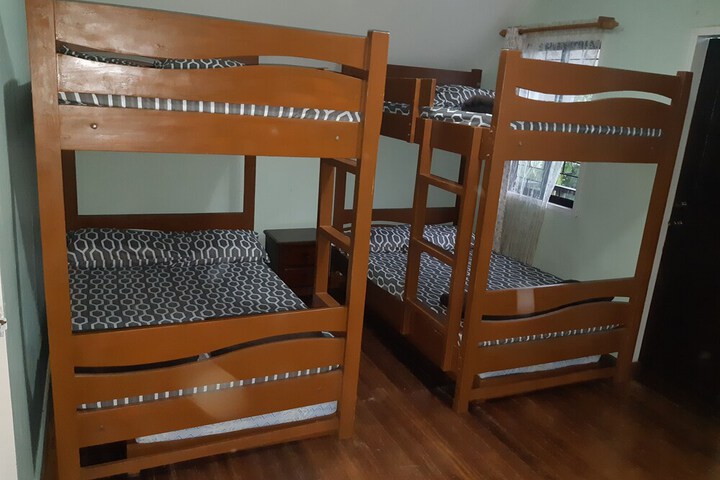 Room 9 of 25