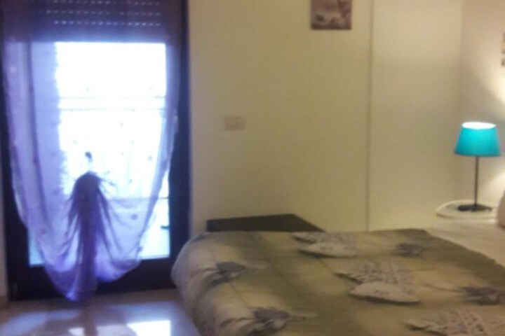 Room 27 of 63