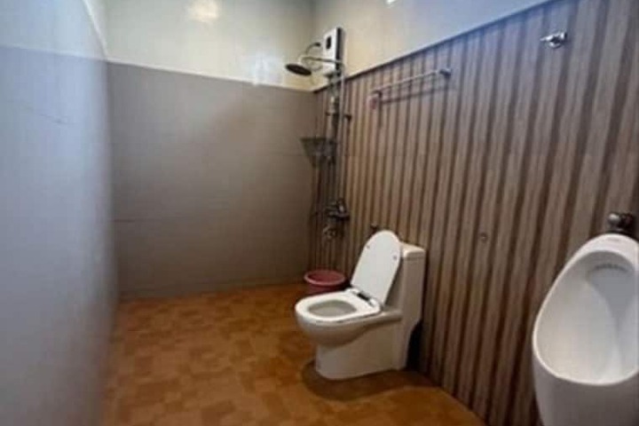 Room 24 of 40