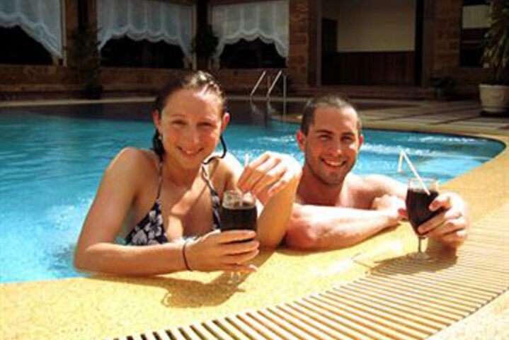 Pool 23 of 25