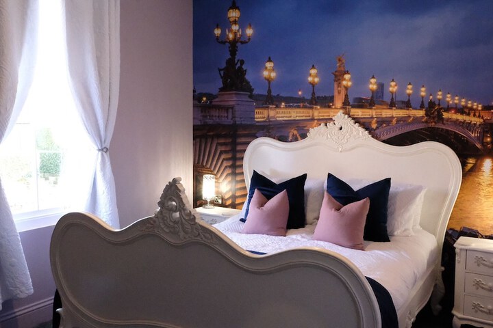 Room 32 of 120