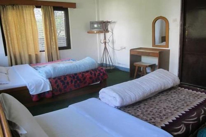 Room 10 of 19