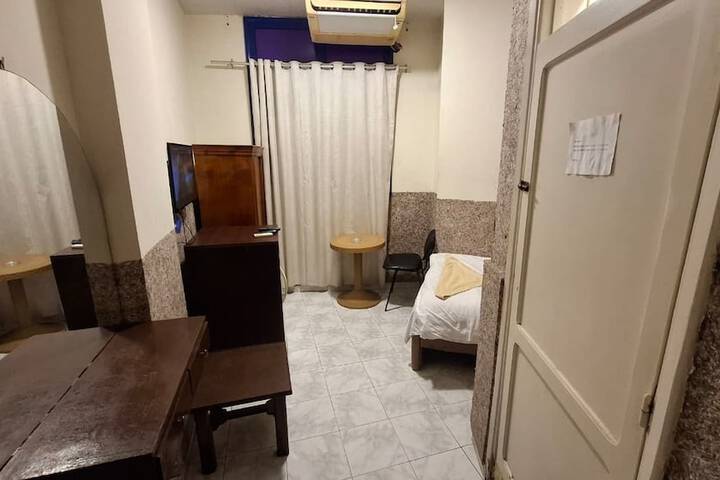 Room 15 of 51