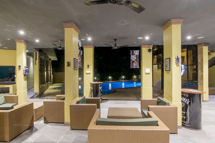 Pool 63 of 101