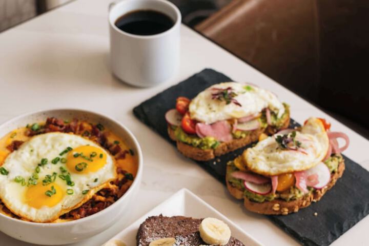 Breakfast meal